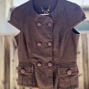 Bebe short sleeve blazer/vest size 6